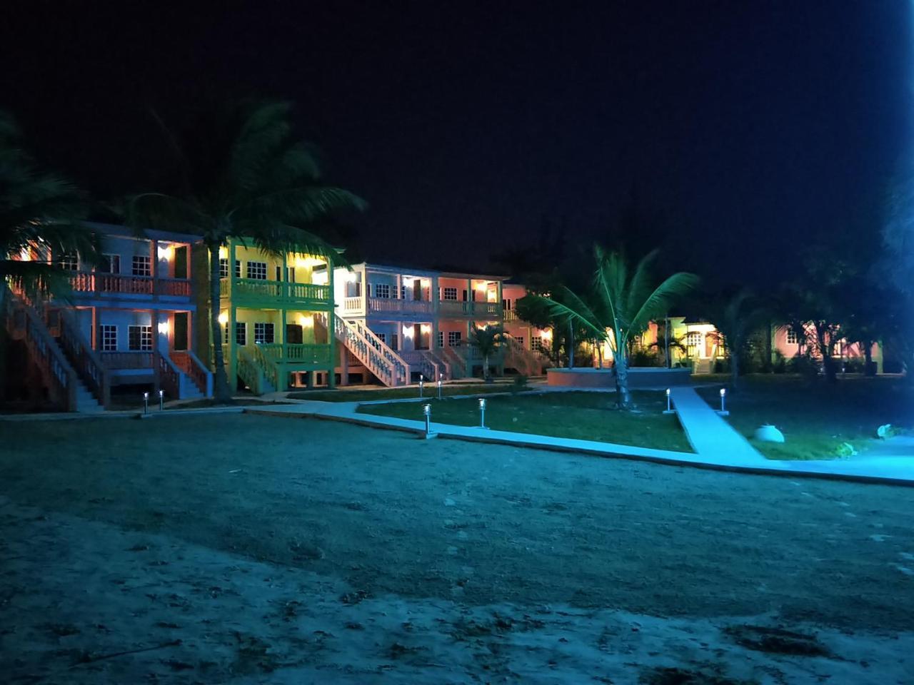 Sunshine View And Restaurant 5* Corozal