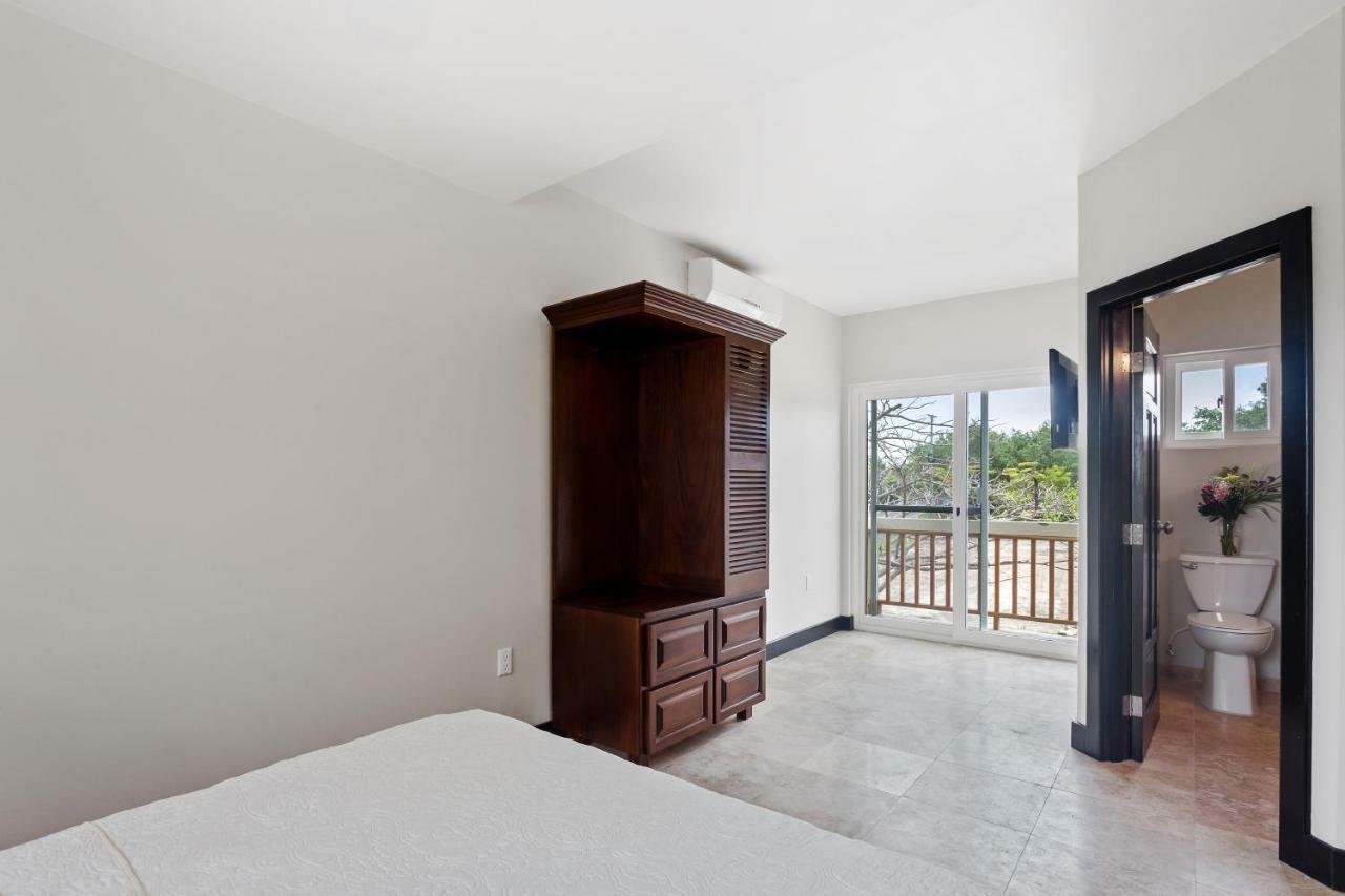 Sirenian Bay Resort
