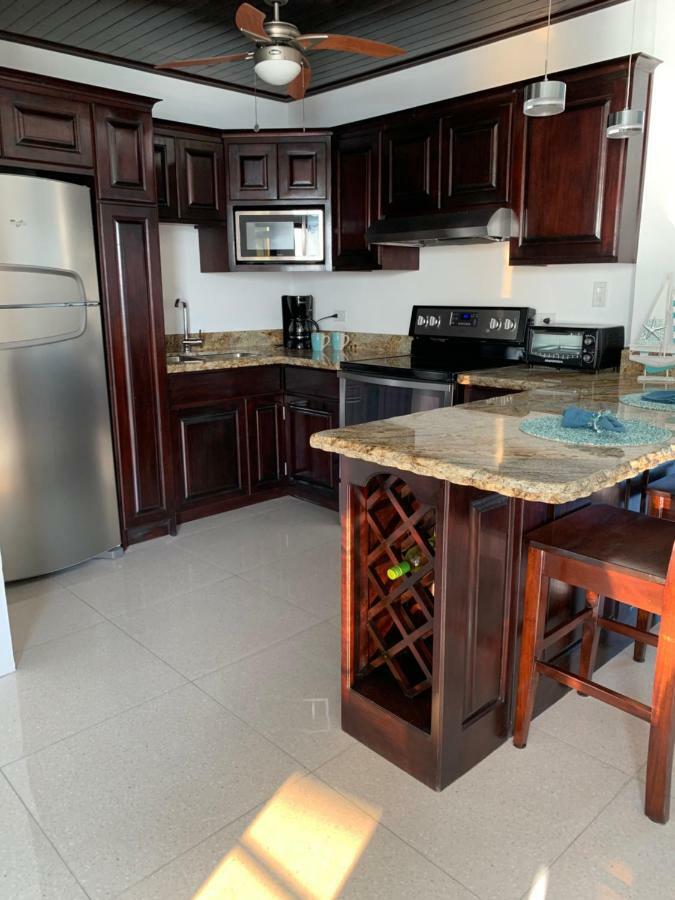Aparthotel Bay Towers 3*