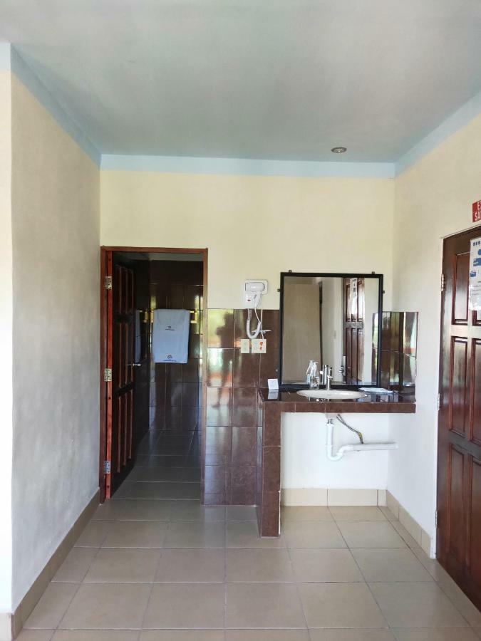 Sunshine View And Restaurant Hotel Corozal