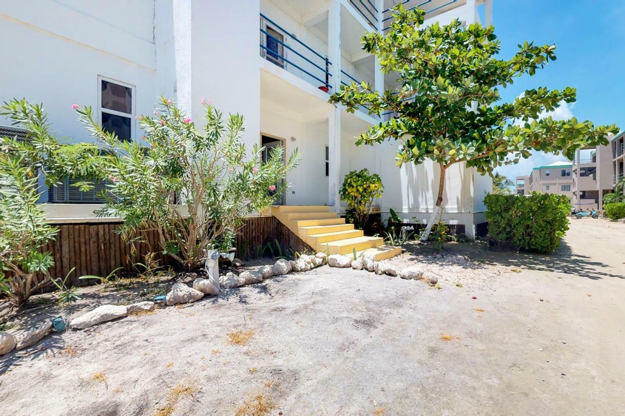 H101 @ Mara Laguna San Pedro (Ambergris Caye)