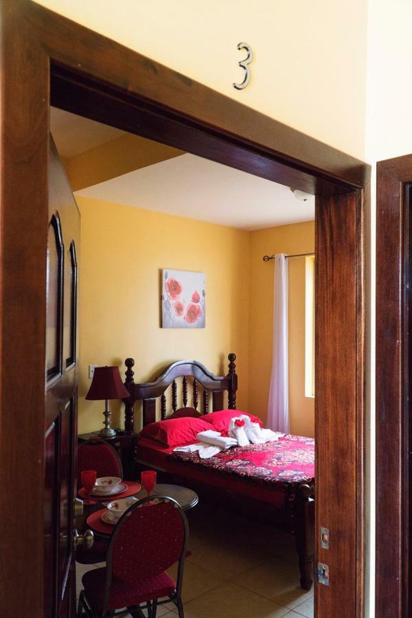 Guest house At White Horse Hopkins