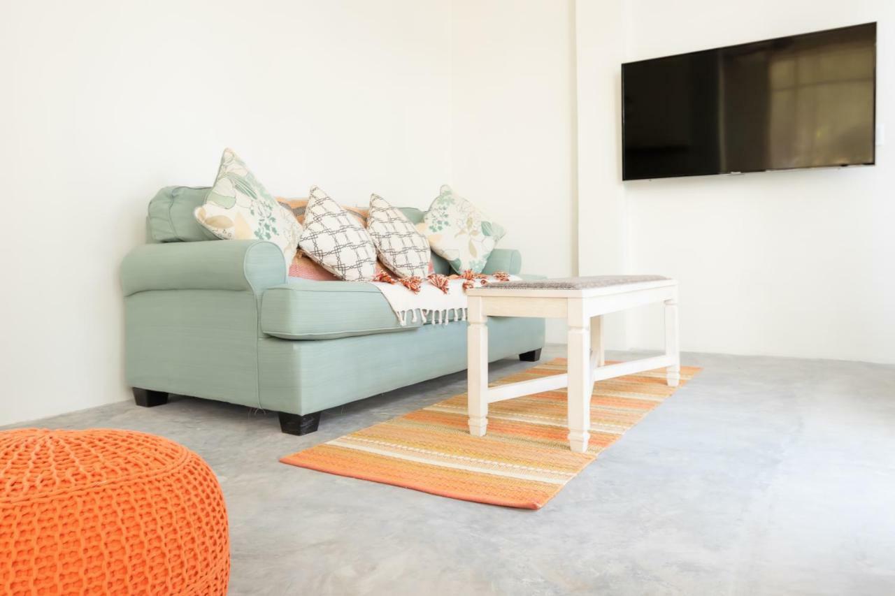 Babylon Beach Villa *