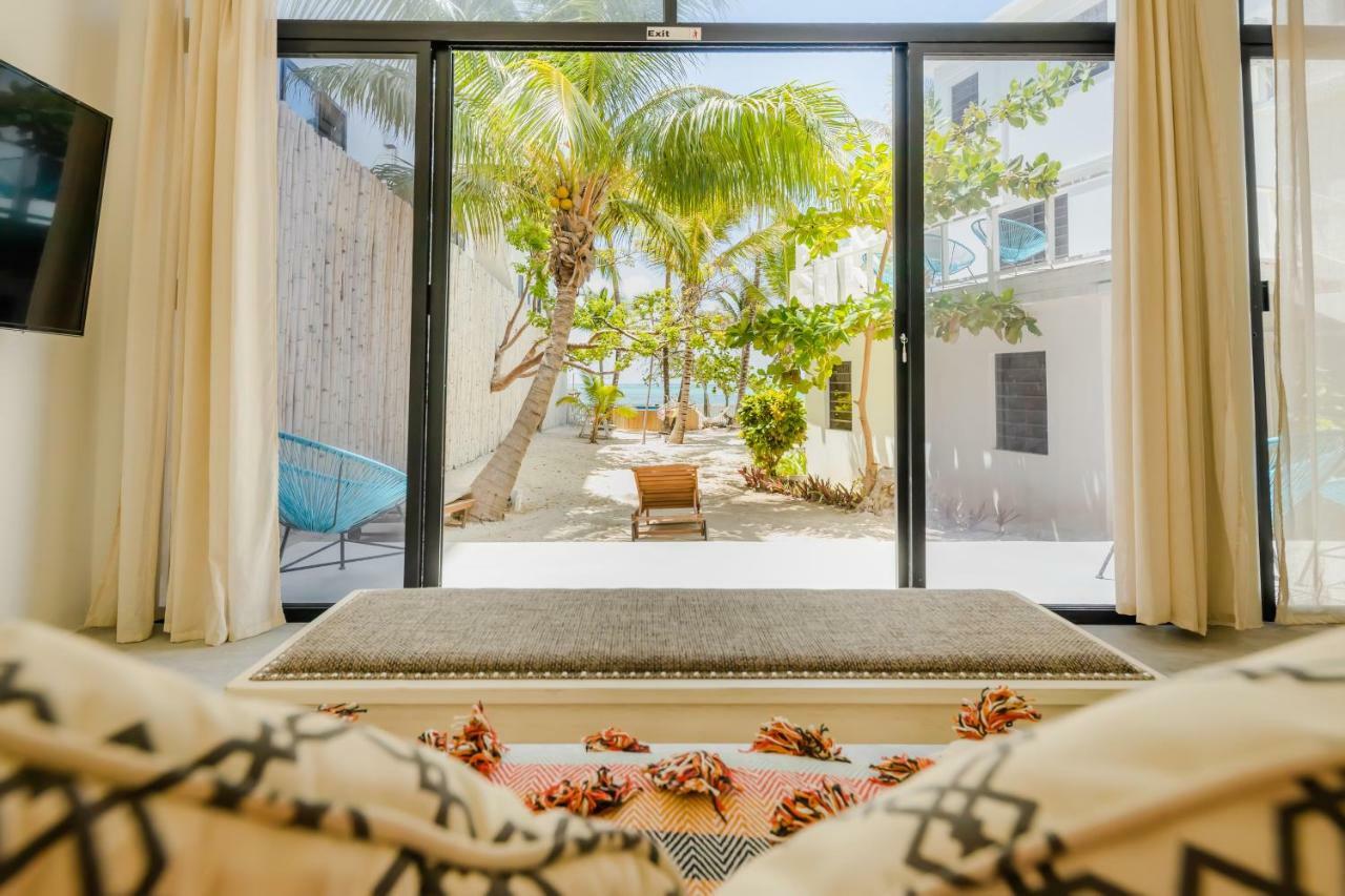 Babylon Beach Villa