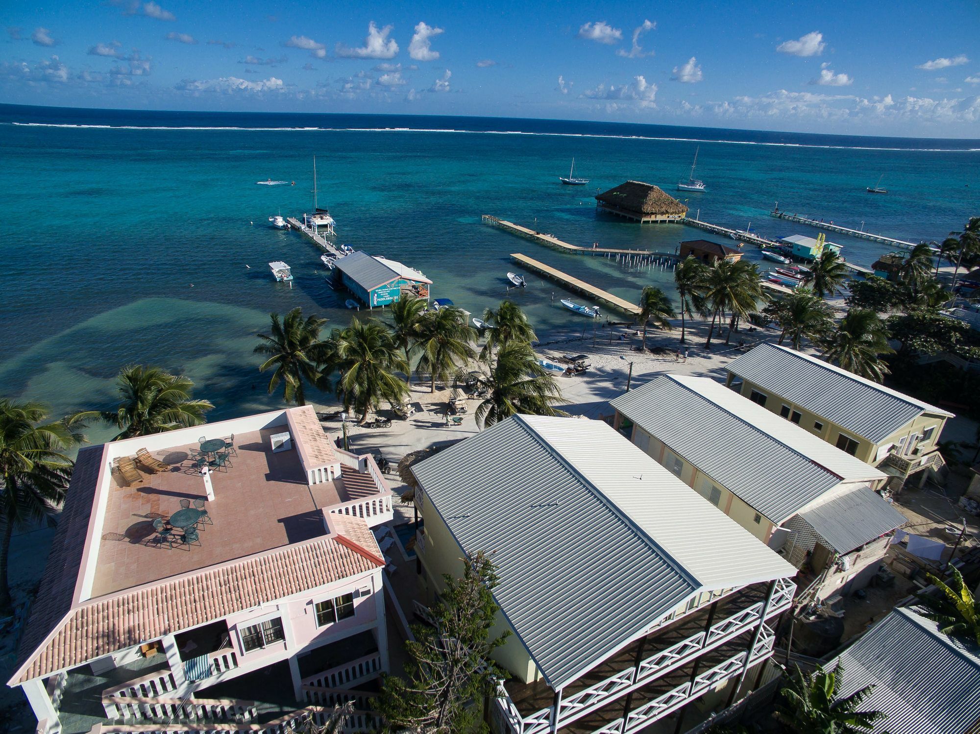 The Palapa House 3*