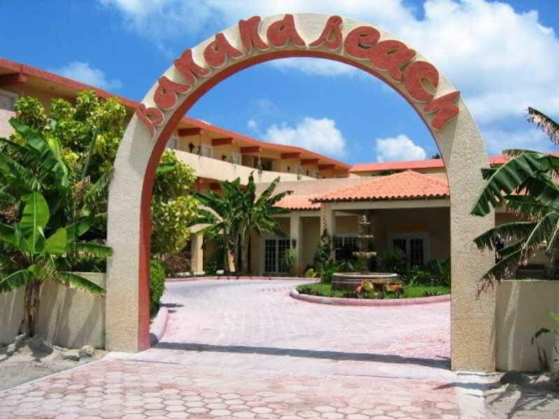 Banana Hotel