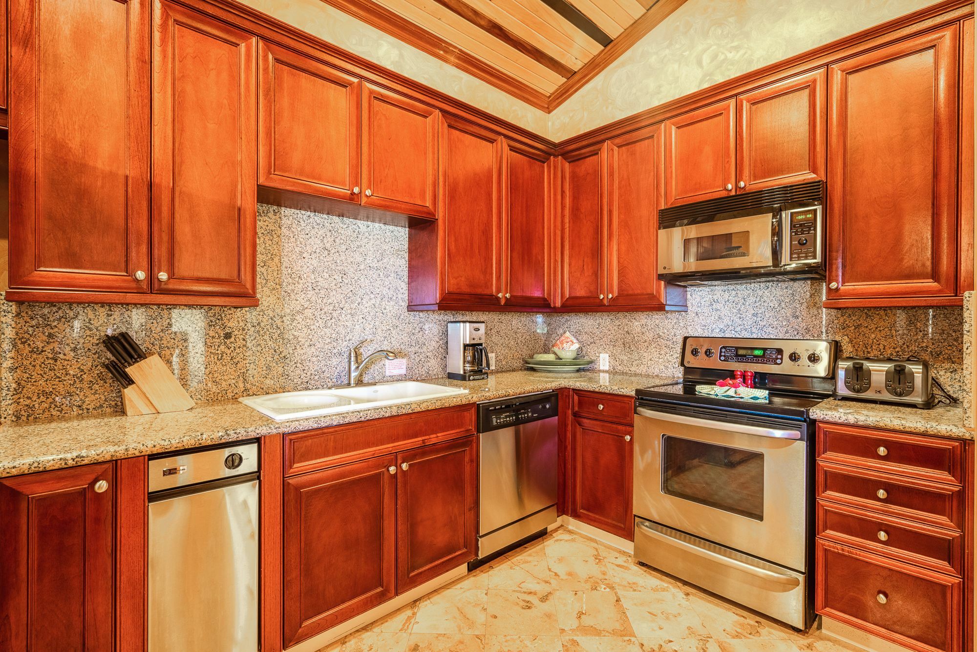 Grand Colony Island 4* San Pedro (Ambergris Caye)