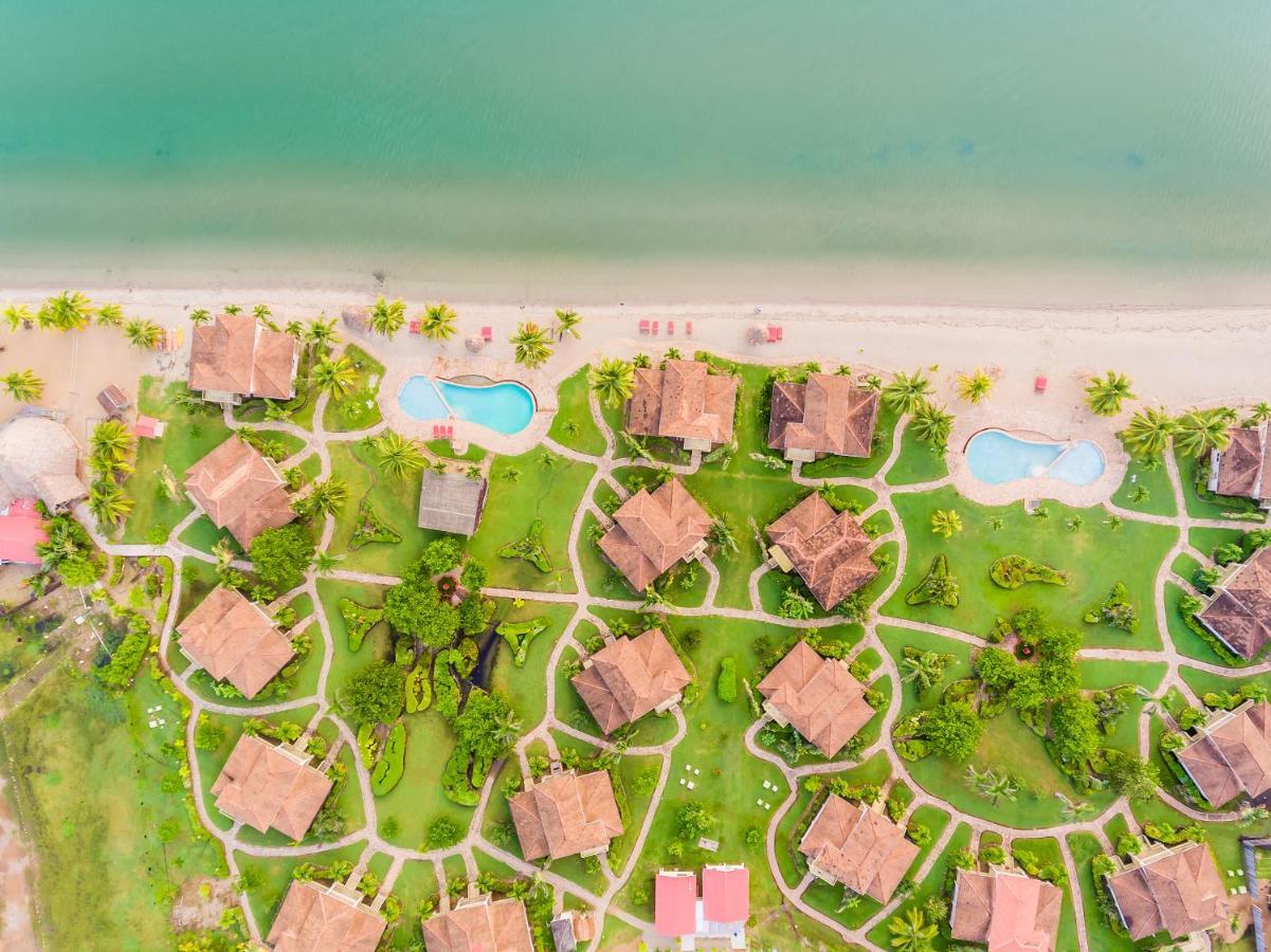 Bay Belize A Muy'ono Hopkins
