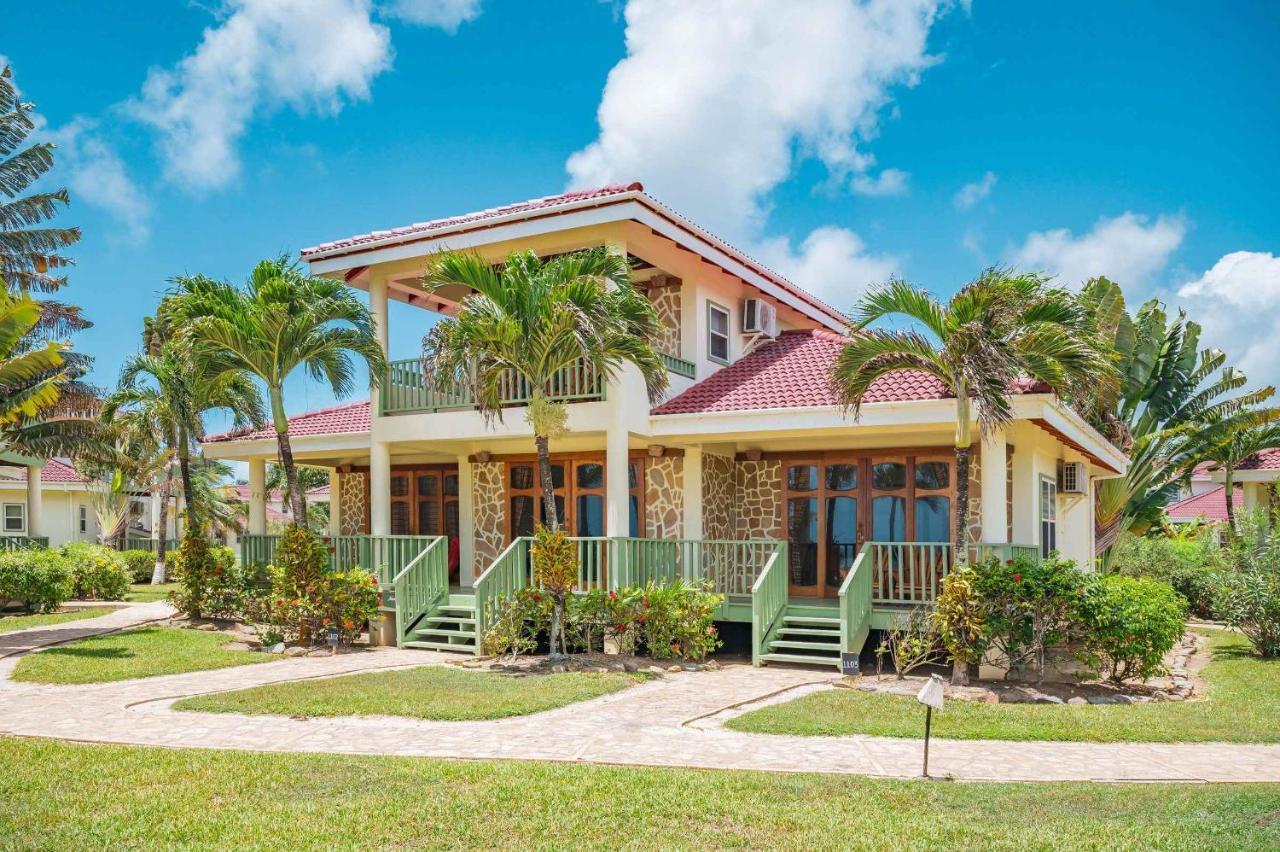 Resort Bay Belize A Muy'ono