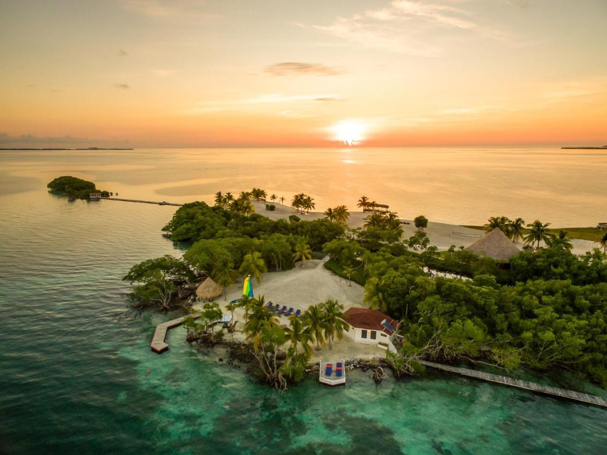 Royal Belize Thatch Caye