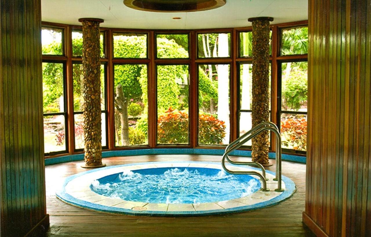 The Mayan Garden Jungle Lodging & Retreat Center Orange Walk Town