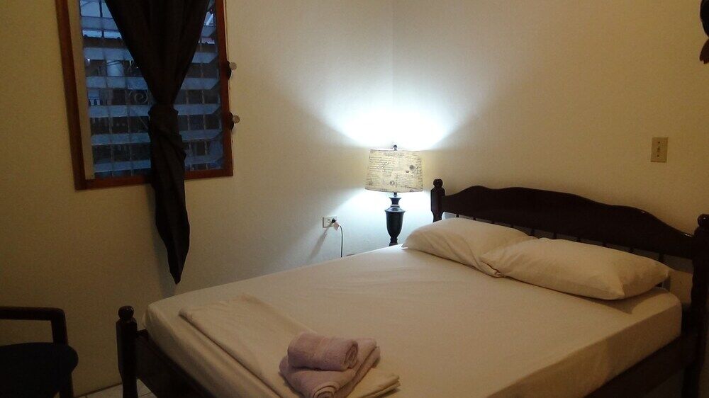 Hacienda Tropical Guest house