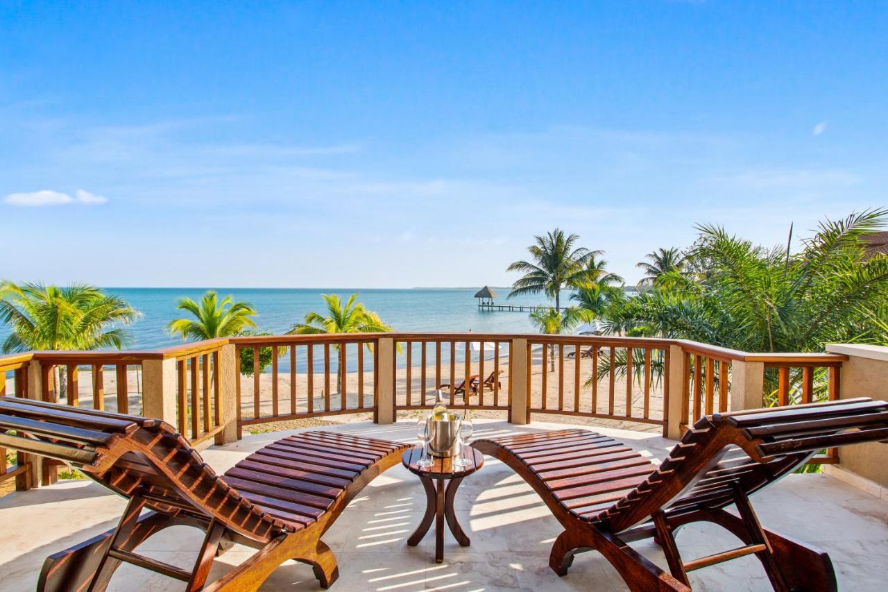Sirenian Bay Placencia