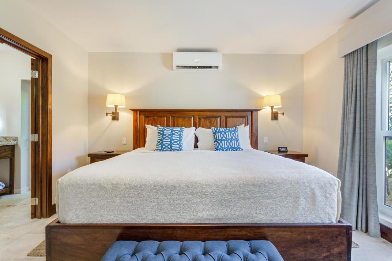 Sirenian Bay Resort