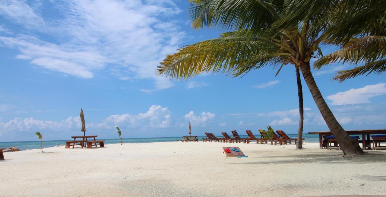 Chabil Mar - Guest Exclusive Boutique Placencia