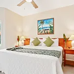Sunbreeze Suites