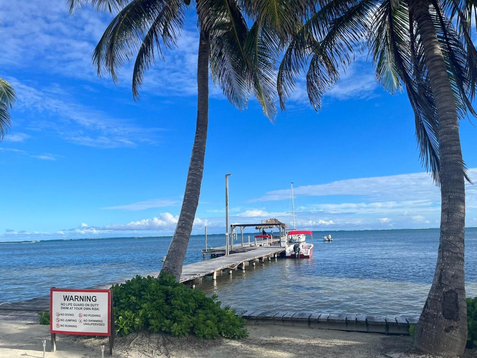 Captain Morgan's Retreat Hotel