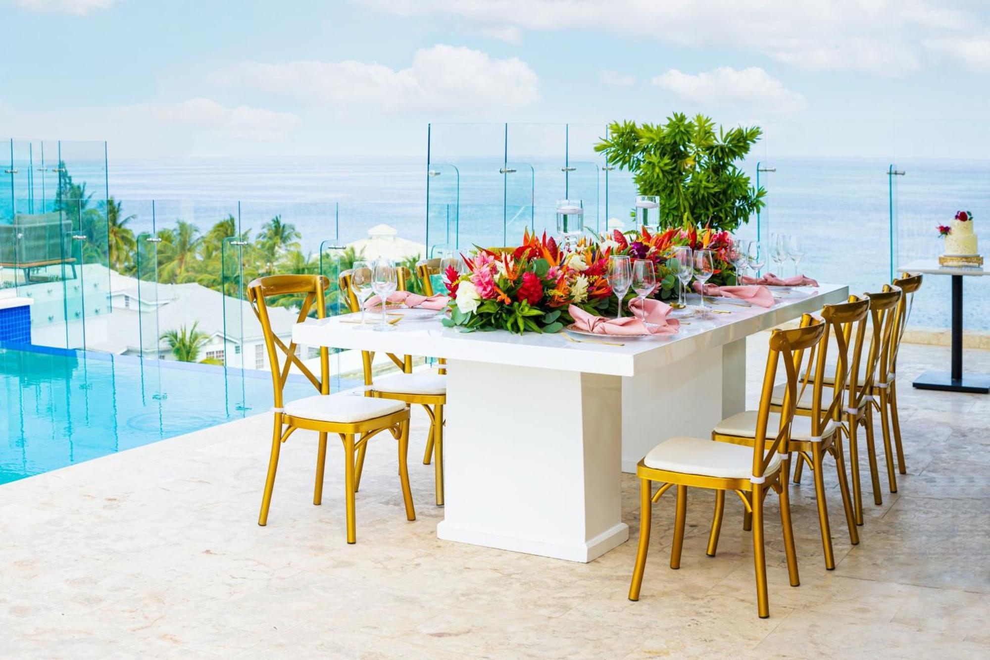 Alaia Belize, Autograph Collection 4*