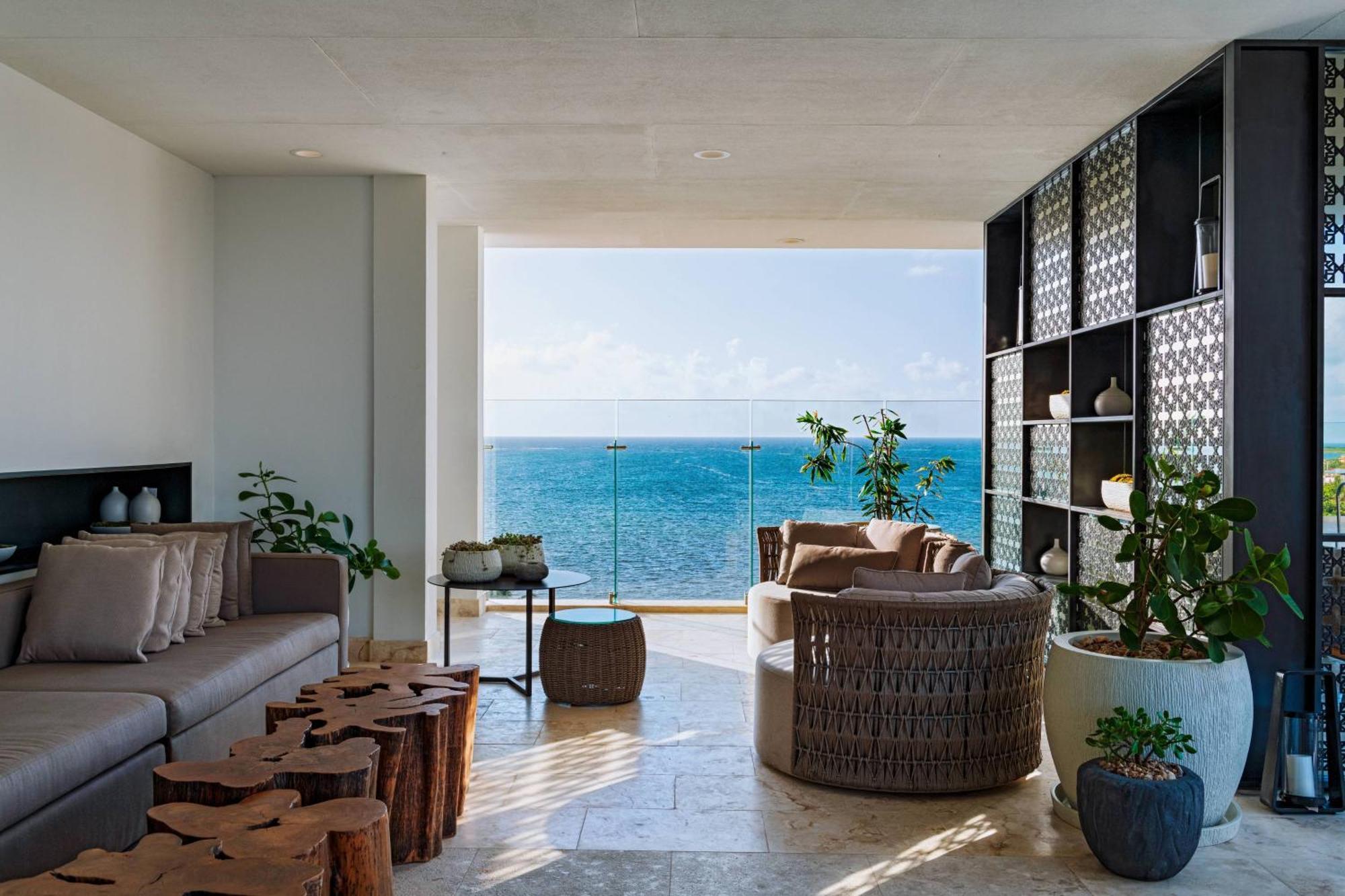 Alaia Belize, Autograph Collection 4*
