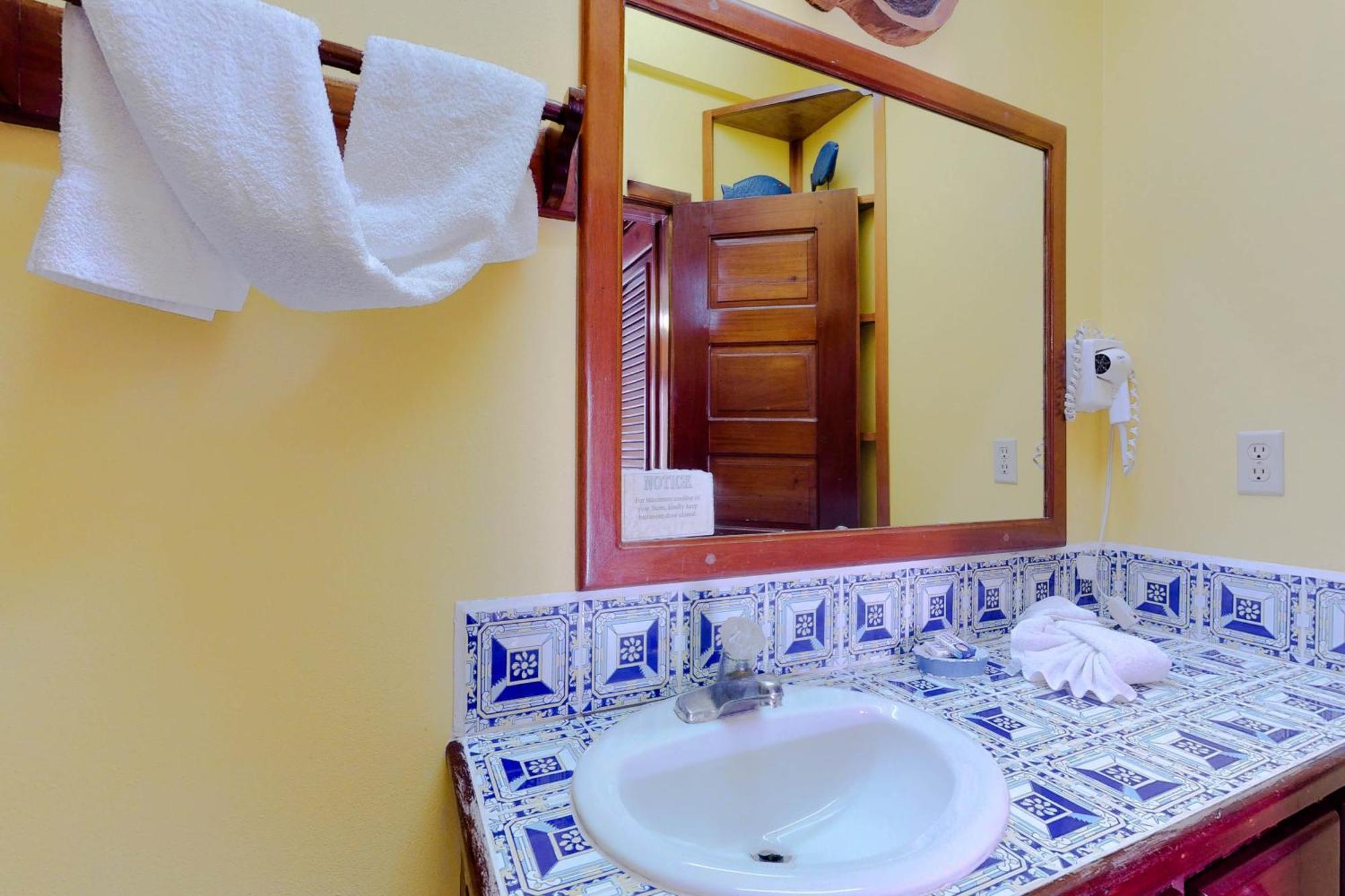 Seaview - Caribe Island Apartment San Pedro (Ambergris Caye)