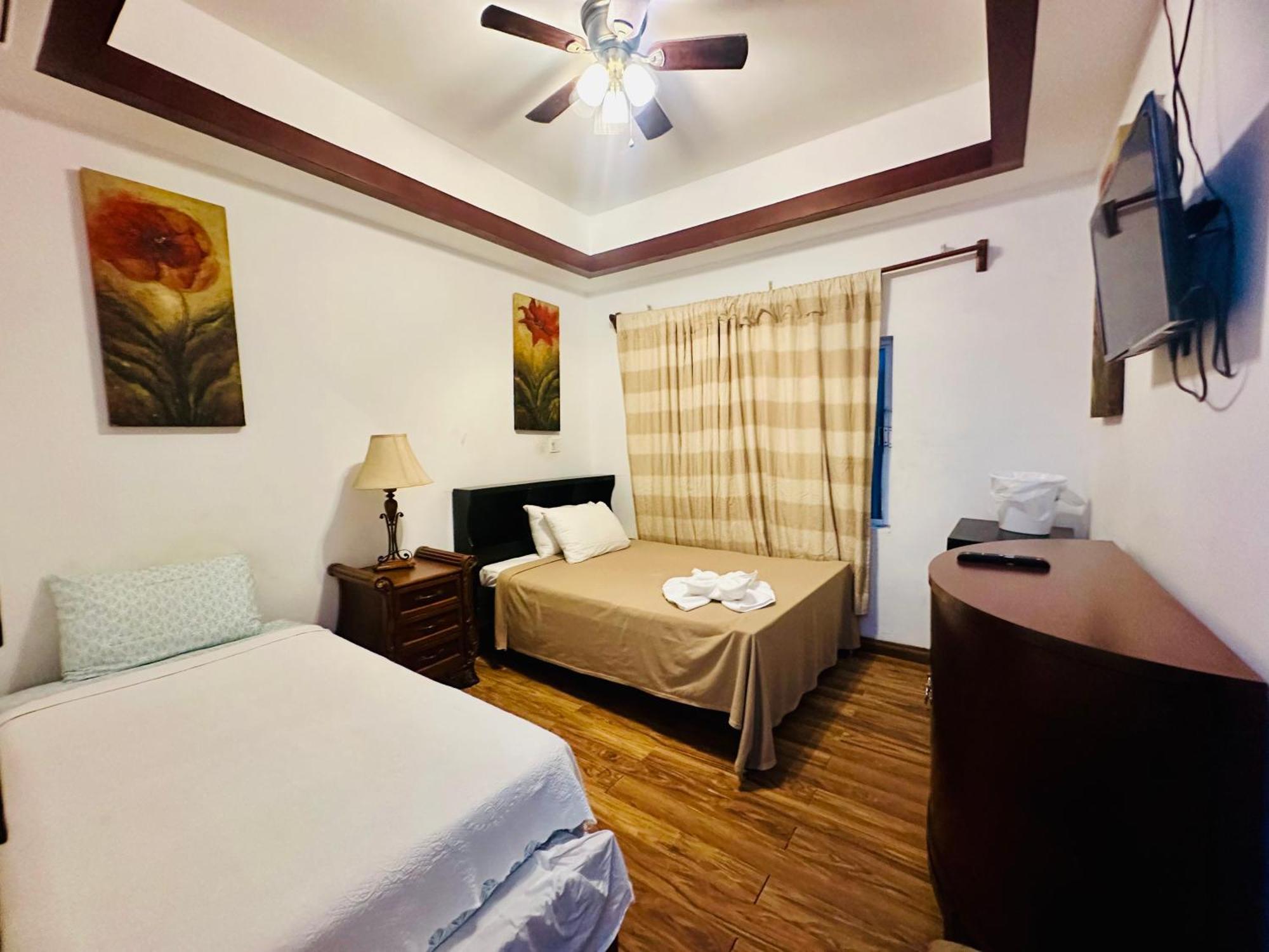 Royal Blue & Golf Cart Hotel 3*
