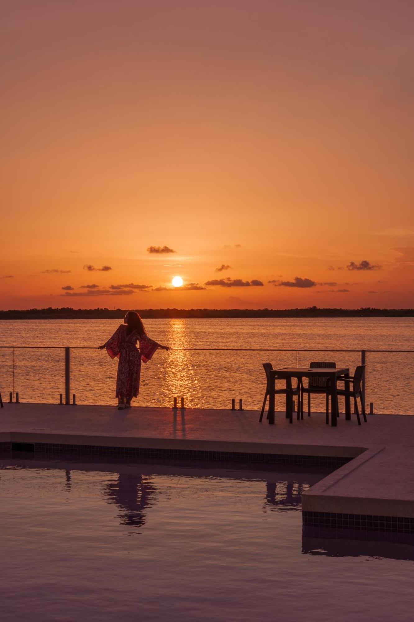 Sunset Caribe Belize San Pedro (Ambergris Caye)
