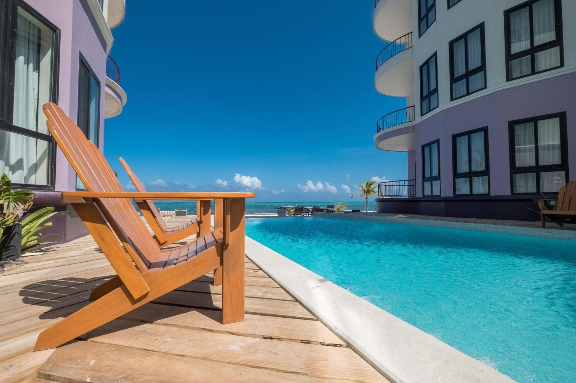 Diamante Beachfront Hotel 5*