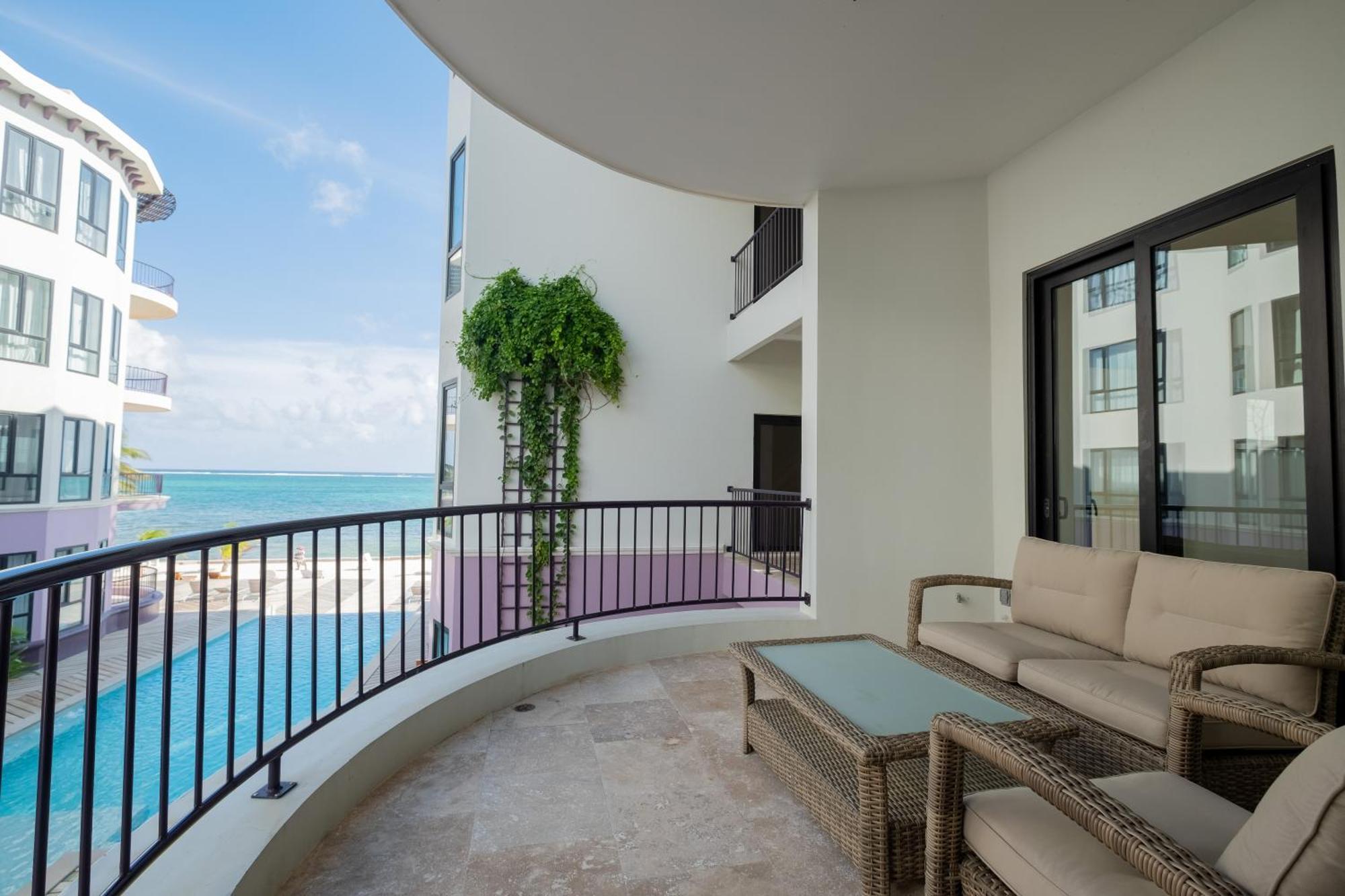 Diamante Beachfront