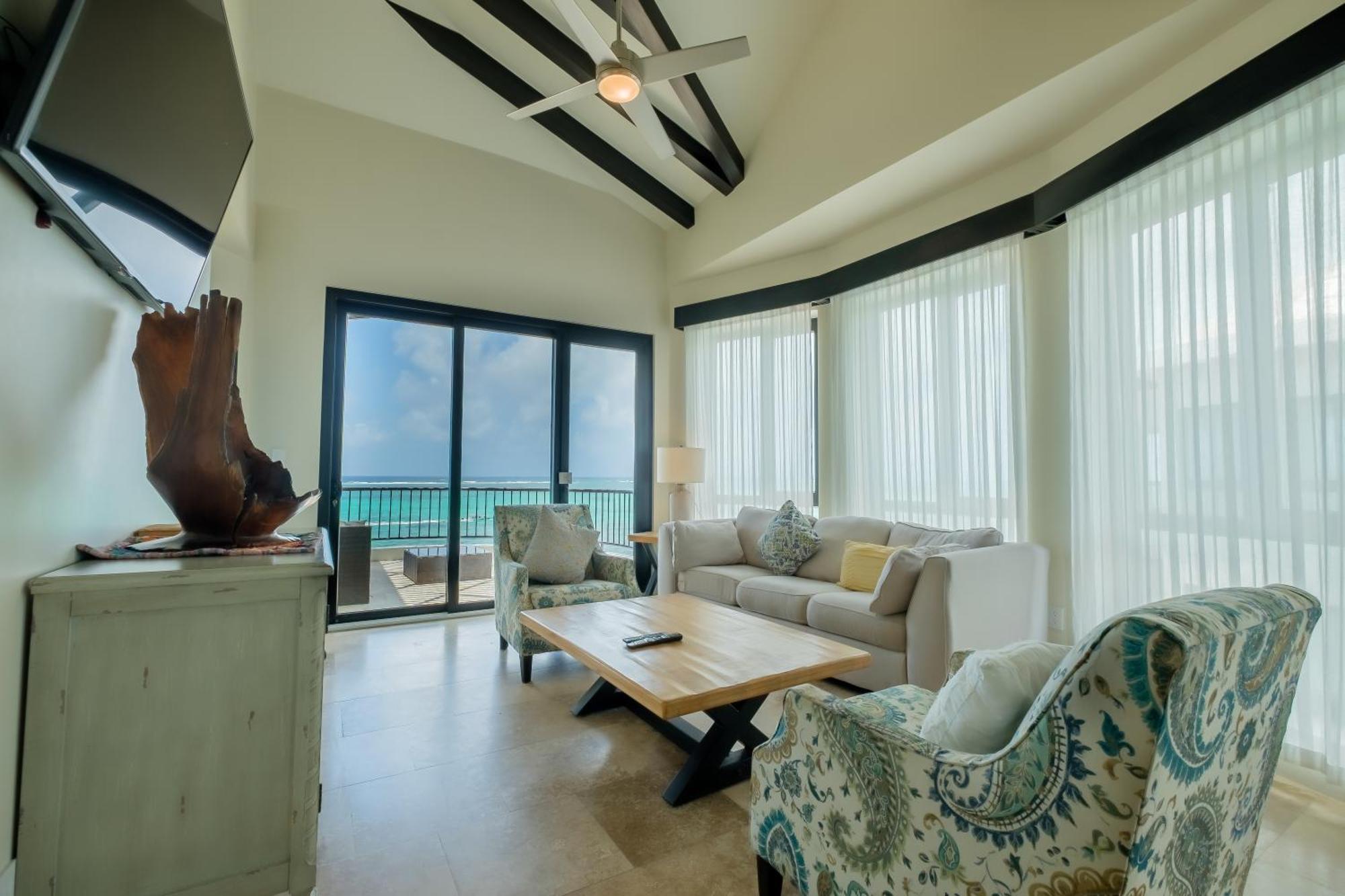 Diamante Beachfront 5* San Pedro (Ambergris Caye)