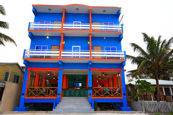 Royal Blue & Golf Cart Hotel San Pedro (Ambergris Caye)