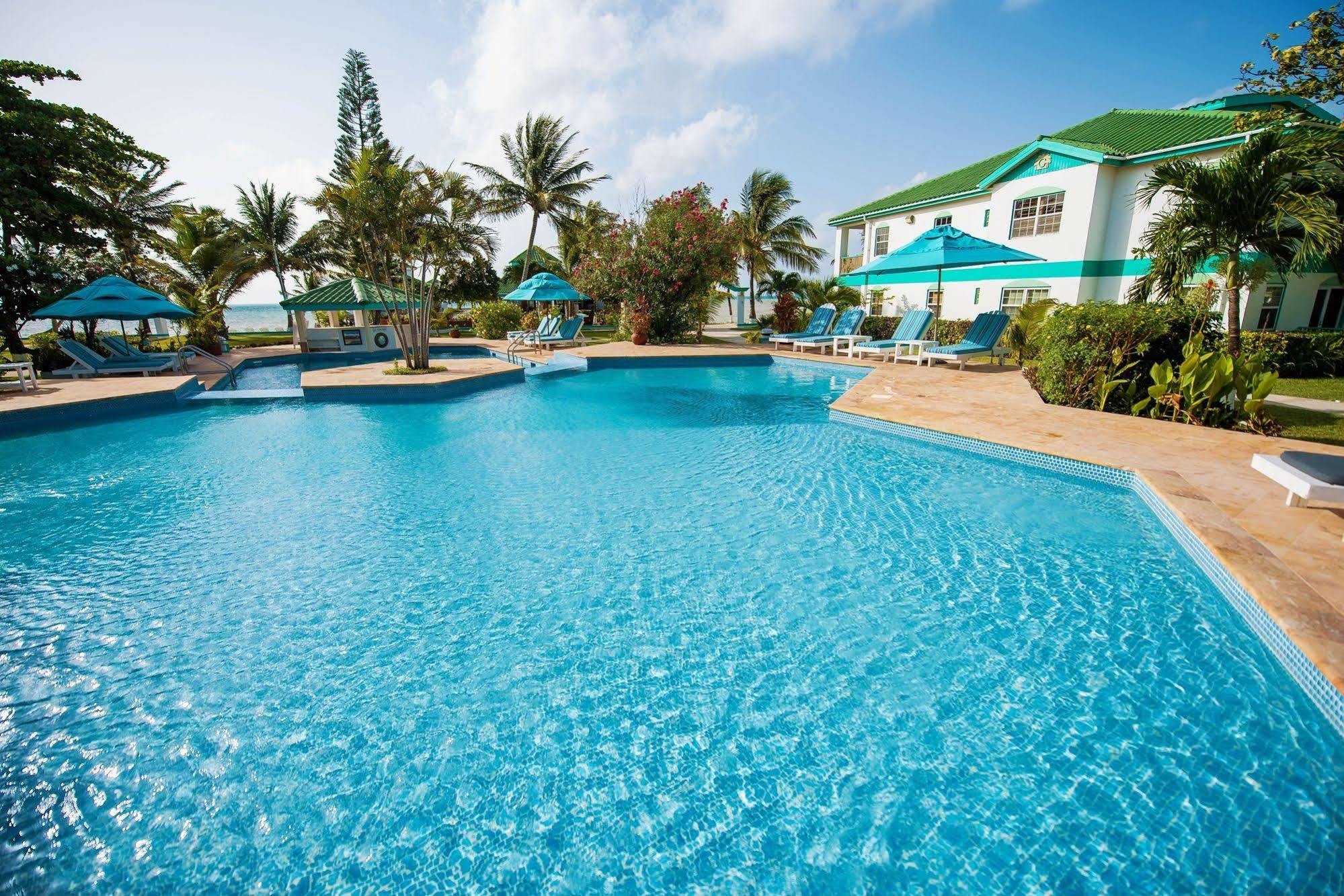 Banyan Bay Hotel 4*