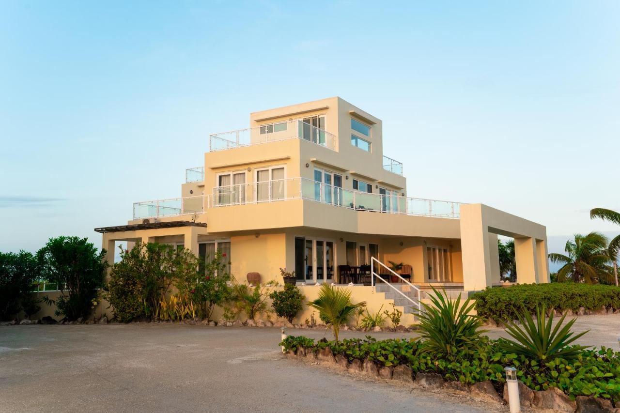 Playa Belize Villa