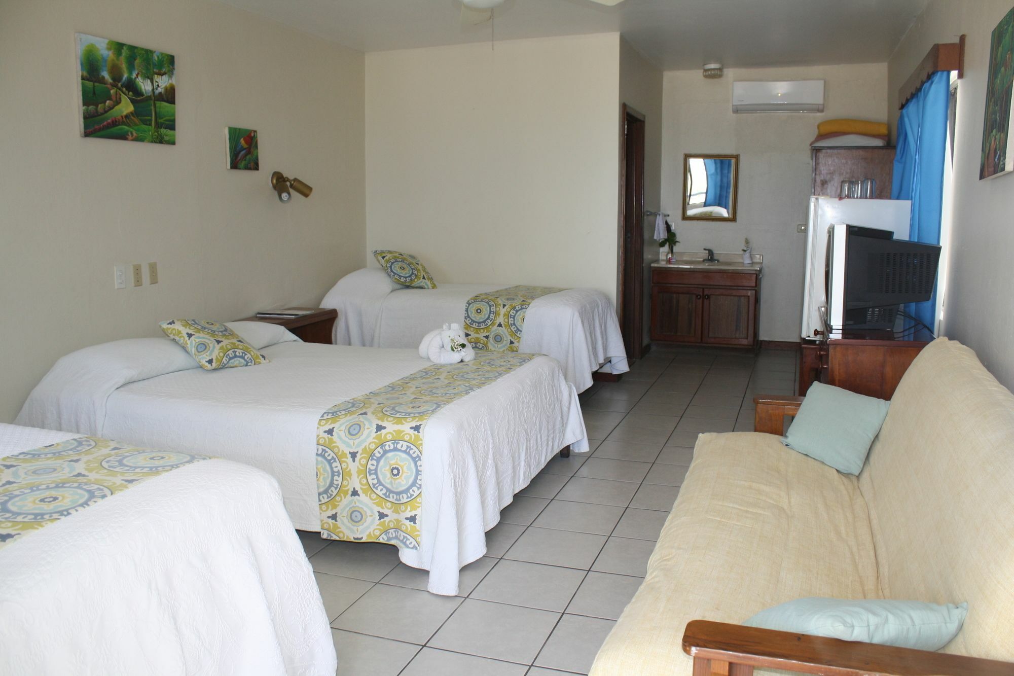 Holiday Hotel 3* San Pedro (Ambergris Caye)