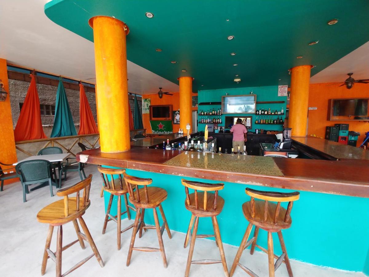Royal Blue & Golf Cart Hotel San Pedro (Ambergris Caye)