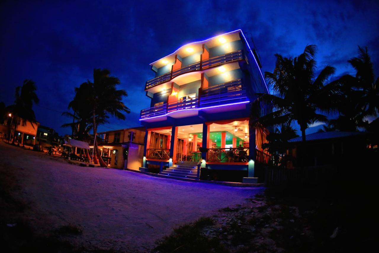 Royal Blue & Golf Cart San Pedro (Ambergris Caye)